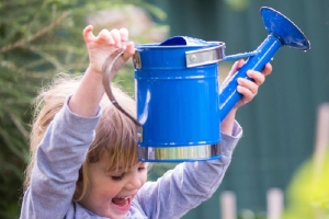 Kid watering can