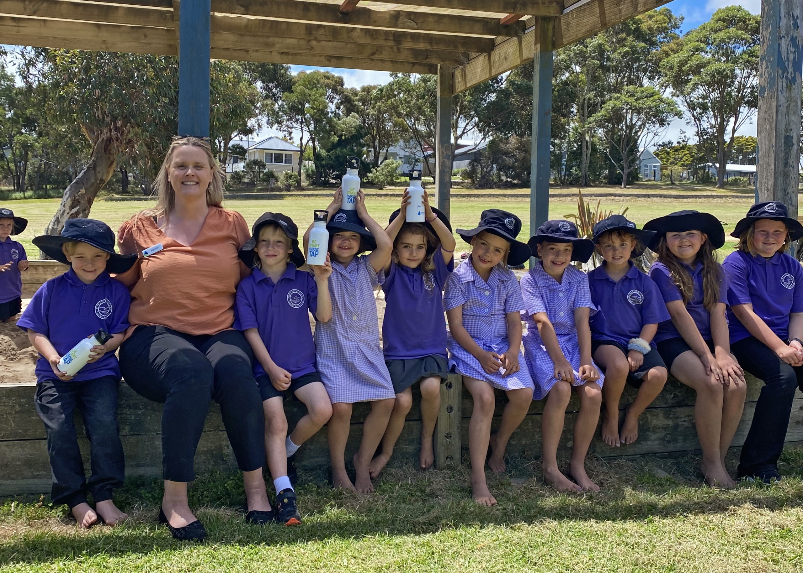 WPW's Katrina with Powlett River Primary School students